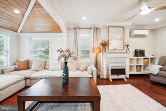 523 Love Point Rd, Stevensville, MD 21666