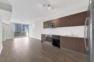 1600 SW 1st Ave Unit 703, Miami, FL 33129