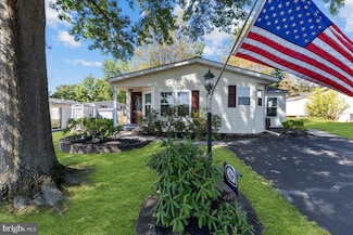 15 Asheton Ln, Souderton, PA 18964