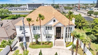 5874 Bellaire Dr, New Orleans, LA 70124