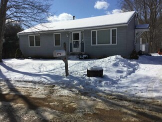 18 Church St, Gilmanton Iw, NH 03837