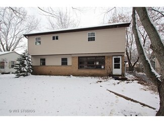 1310 Fulton Ave, Winthrop Harbor, IL 60096