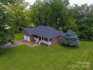 202 N Gaston St, Kings Mountain, NC 28086