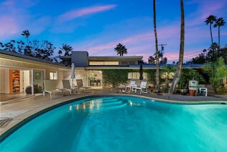 1223 E San Lorenzo Rd, Palm Springs, CA 92264