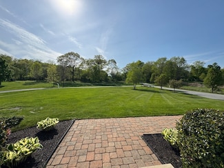 34 Adams Rd, Grafton, MA 01519