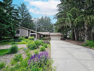 1288 Tamberwood Trail, Woodbury, MN 55125