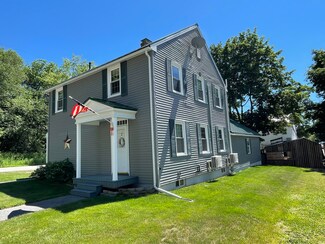 2 Thomas St, Bucksport, ME 04416