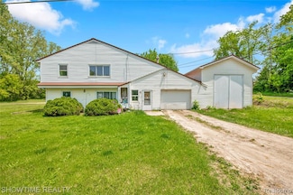 654 N Blacks Corners Rd, Imlay City, MI 48444