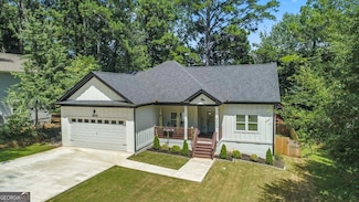 2449 Crestdale Cir SE, Atlanta, GA 30316