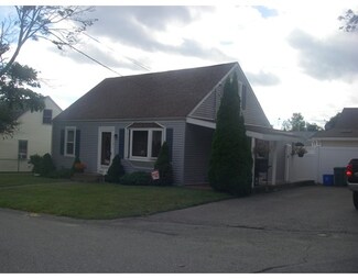 101 Hodges Ave, Somerset, MA 02725