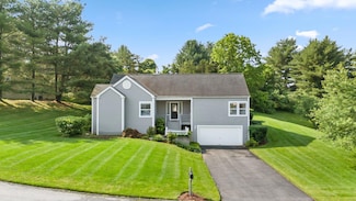 29 Underhill Rd N, Poughquag, NY 12570