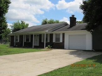 2707 Oakwood Dr, Bardstown, KY 40004