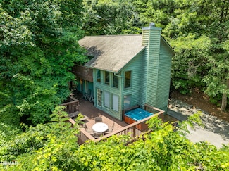 1658 Zurich Rd, Gatlinburg, TN 37738