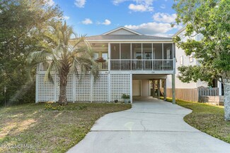 134 S 5th Ave, Kure Beach, NC 28449