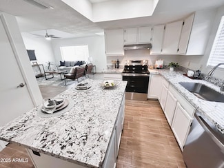 2416 W Stottler Dr, Chandler, AZ 85224