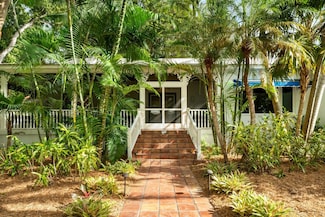 33 Pen Key Dr, Upper Matecumbe Key Islamorada, FL 33036