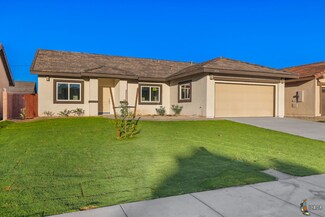 975 Shelbie Ave, Brawley, CA 92227