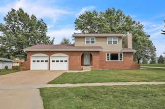 1407 N Brobst St, Knoxville, IA 50138