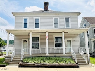 212 S 7th St, Martins Ferry, OH 43935