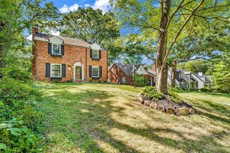 225 Parkland Ave, Saint Louis, MO 63122