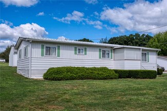 719 Mercer Rd, Beaver Falls, PA 15010