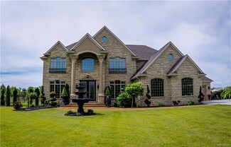 10115 Martin Rd, Clarence Center, NY 14032