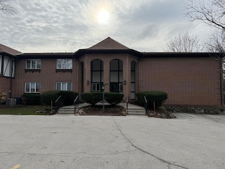 6575 N Green Bay Ave Unit 208, Glendale, WI 53209