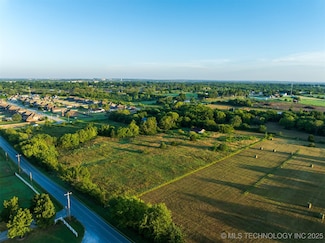 5 E 96th St, Broken Arrow, OK 74014