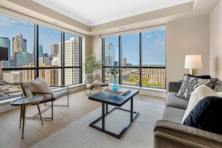 100 3rd Ave S Unit 1806, Minneapolis, MN 55401