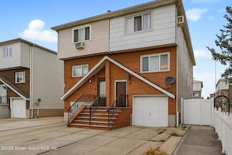 429 Travis Ave, Staten Island, NY 10314