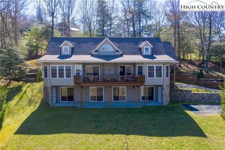 985 Country Club Rd, Glade Valley, NC 28627