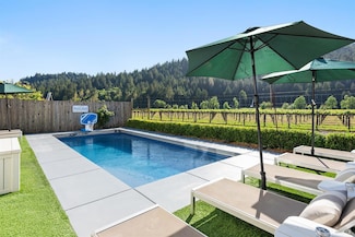 16530 Laughlin Rd, Guerneville, CA 95446