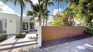 10420 SW 64th St, Miami, FL 33173