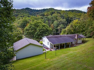 4697 Okey L Patteson Rd, Scarbro, WV 25917