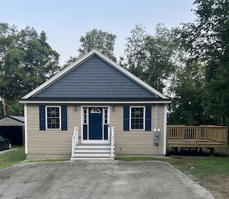 68 Michigan St, Winchester, NH 03470