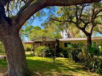 1165 Whiddon Ave, Cedar Key, FL 32625