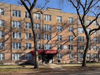 7333 N Ridge Blvd Unit 105, Chicago, IL 60645