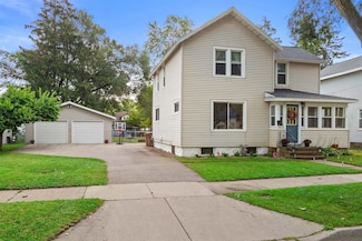 1617 Illinois Ave, Stevens Point, WI 54481