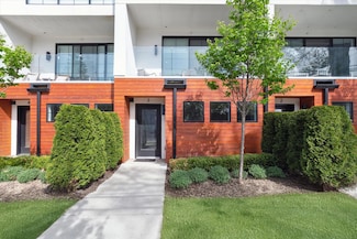 533 E Harrison Ave Unit 3, Royal Oak, MI 48067