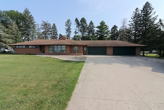 503 E 7th St, Sanborn, IA 51248