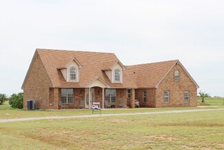 121 NE Prairie View Ln, Geronimo, OK 73543