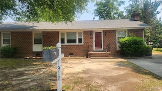 912 E Ellerslie Ave, Colonial Heights, VA 23834