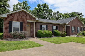 791 Sivley Rd, Hopkinsville, KY 42240