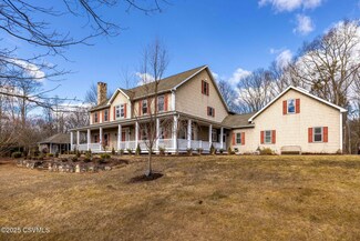 100 Toby Run Rd, Danville, PA 17821