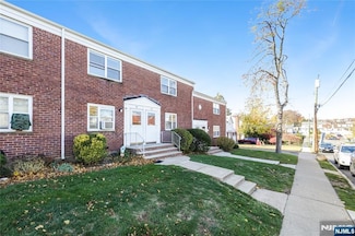 471 Crestwood Ave Unit 49, Hackensack, NJ 07601