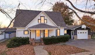 1019 8th Ave, Wellman, IA 52356