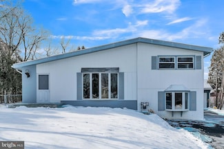 1626 Pulaski Dr, Blue Bell, PA 19422