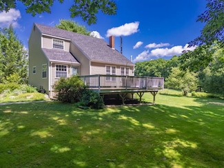 128 Fogler Rd, Hope, ME 04847
