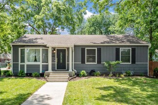 1901 W 72nd St, Prairie Village, KS 66208