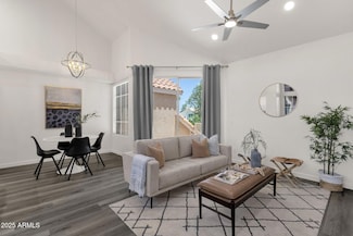 1633 E Lakeside Dr Unit 127, Gilbert, AZ 85234